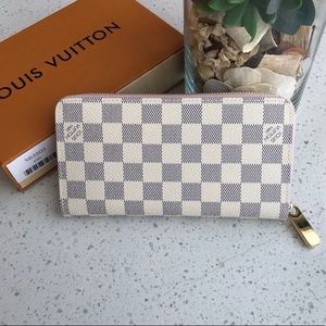 LV Zippy Wallet in Damier Azur Canvas/Beige